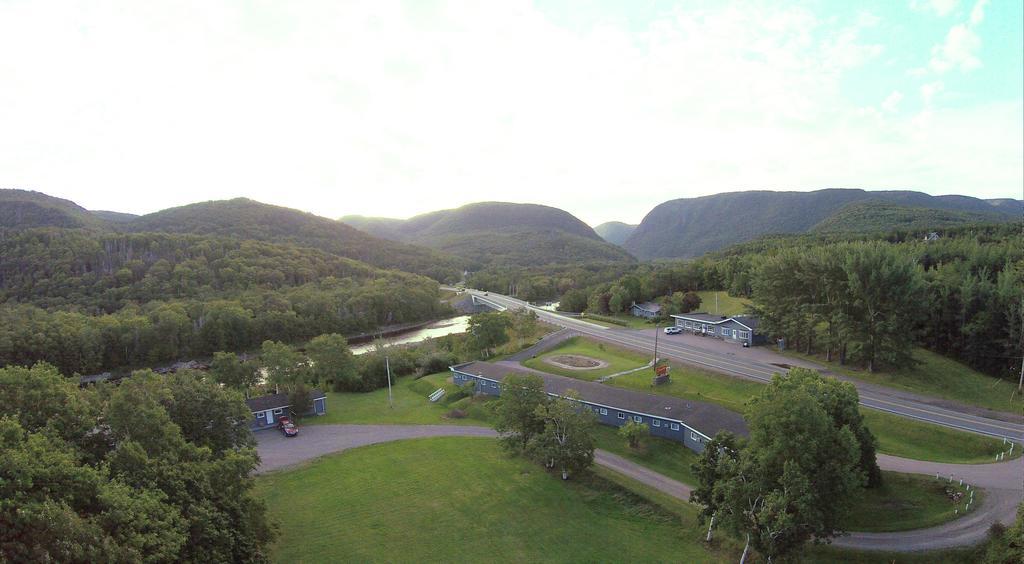 Cornerstone Motel Chéticamp Dış mekan fotoğraf