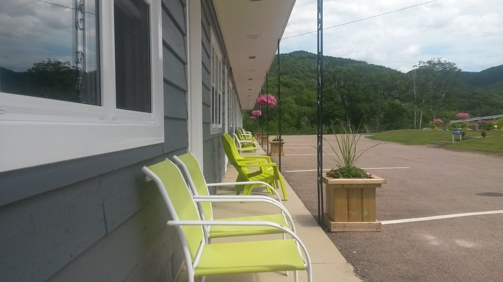 Cornerstone Motel Chéticamp Dış mekan fotoğraf